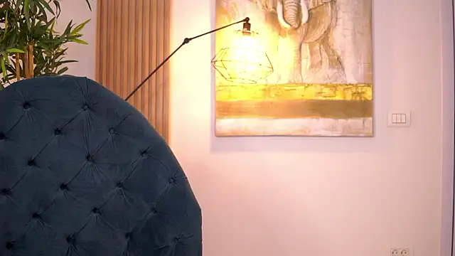 Aisha Bee online show from 03/16/26, 09:35