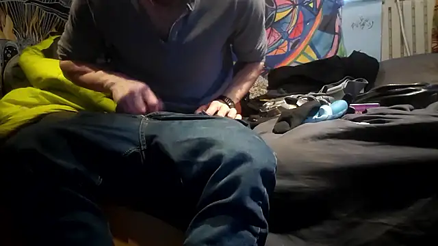 YourAddicted2 online show from 01/11/26, 06:04