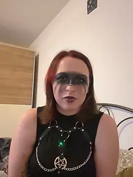 Latexaddictx  online show from 10/31/25, 06:26