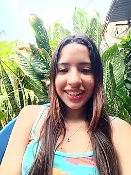Snapshot of virgin-shy chatting on 10/27/25, 02:07 virgin-shy online show from 10/27/25, 02:07
