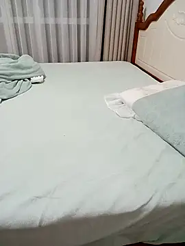 Snapshot of MM8505 chatting on 10/28/25, 01:32 MM8505 online show from 10/28/25, 01:32