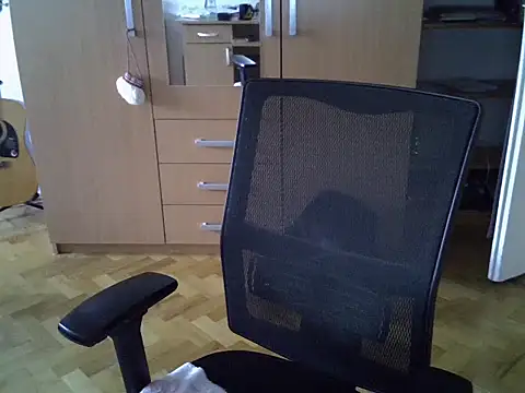 delayclose   online show from 04/02/26, 03:51