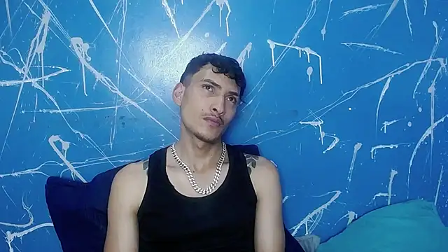 SavageLover  online show from 12/05/25, 04:00