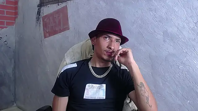 SavageLover  online show from 12/19/25, 04:05