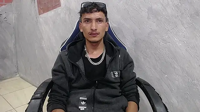 SavageLover  online show from 12/16/25, 04:39