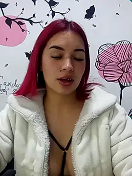Snapshot of IsabellaLove_ chatting on 10/25/25, 03:28 IsabellaLove  online show from 10/25/25, 03:28