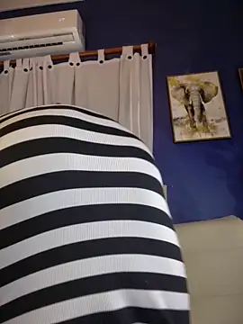 Snapshot of GiselleVice chatting on 02/28/26, 01:44 GiselleVice online show from 02/28/26, 01:44