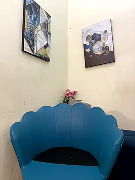 GiselleVice online show from 12/17/25, 08:03