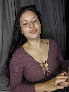 Esmesweet23 online show from 11/02/25, 07:52