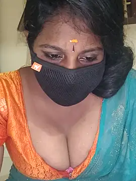 Snapshot of sivashree chatting on 06/11/26, 05:32 sivashree online show from 06/11/26, 05:32