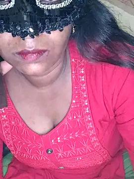 Snapshot of sivashree chatting on 06/05/26, 05:01 sivashree online show from 06/05/26, 05:01