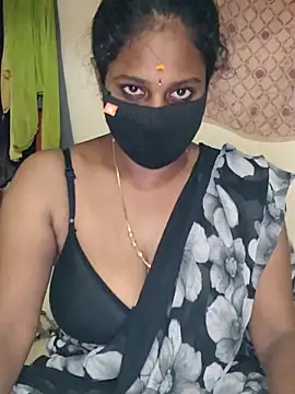 Snapshot of sivashree chatting on 06/13/26, 03:43 sivashree online show from 06/13/26, 03:43