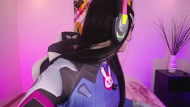 Damiian20  online show from 04/04/26, 12:12