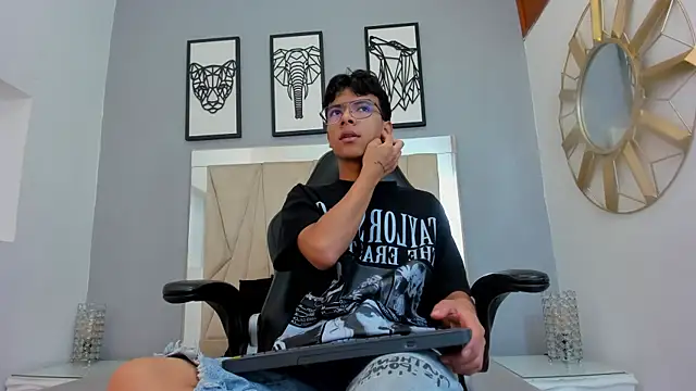 adams bobby online show from 04/07/26, 11:01