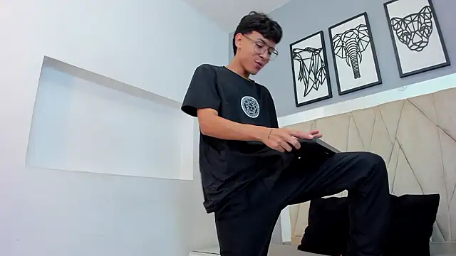 adams bobby online show from 02/07/26, 11:51