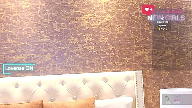 loana vegas online show from 06/15/26, 04:06