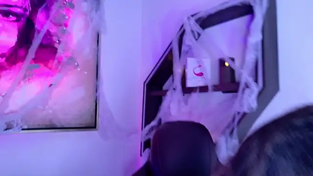 loana vegas online show from 10/30/25, 04:04