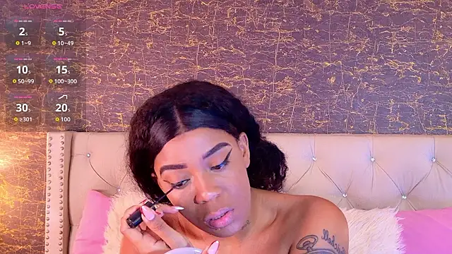 loana vegas online show from 03/25/26, 04:28