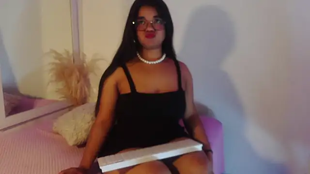 Zafiro Evans online show from 12/03/25, 04:28