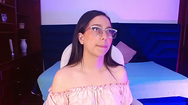 Snapshot of LexyBlaze_ chatting on 05/26/26, 11:08 LexyBlaze online show from 05/26/26, 11:08
