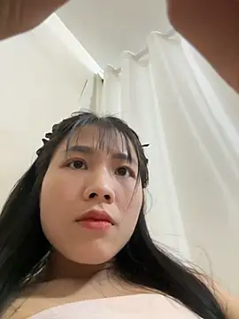 Ruby 68 online show from 12/03/25, 11:09