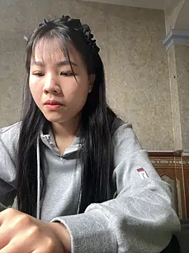 Ruby 68 online show from 12/02/25, 11:06