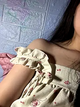 Ruby 68 online show from 11/10/25, 04:23