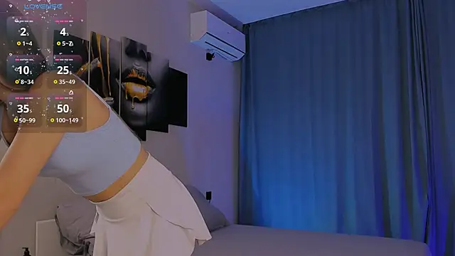 Snapshot of Kandeess chatting on 12/14/25, 02:55 Kandeess online show from 12/14/25, 02:55