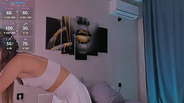 Snapshot of Kandeess chatting on 12/02/25, 03:14 Kandeess online show from 12/02/25, 03:14