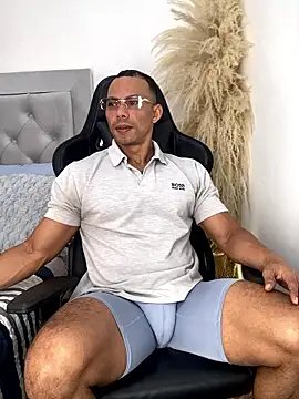 Snapshot of jony_Oconnor chatting on 01/09/26, 12:12 jony Oconnor online show from 01/09/26, 12:12