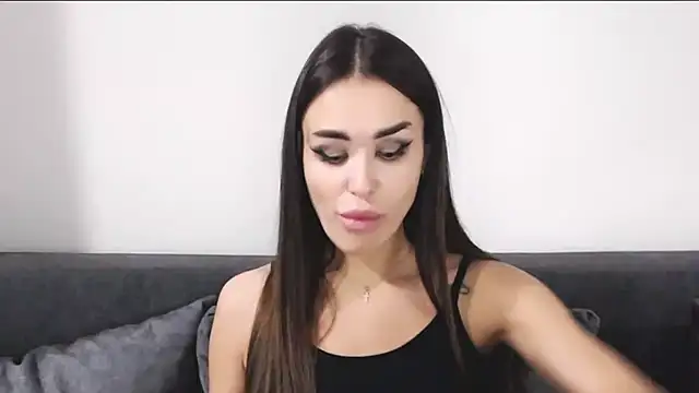 velvetveyraX online show from 11/28/25, 02:39