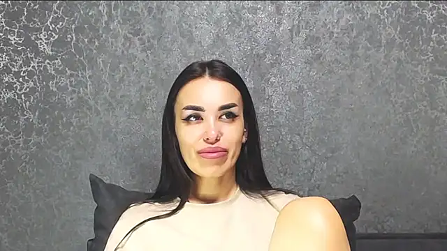 velvetveyraX online show from 04/14/26, 03:39