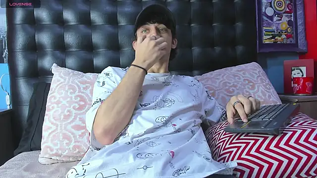 Khalid16  online show from 11/07/25, 01:48