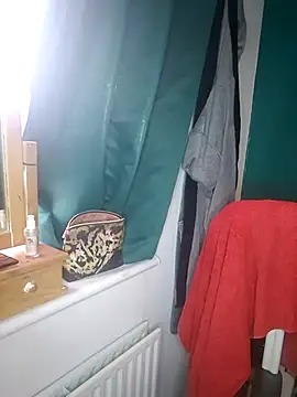 BubblesLovexox online show from 11/25/25, 02:39