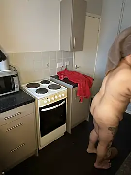 Snapshot of BubblesLovexox chatting on 03/03/26, 04:58 BubblesLovexox online show from 03/03/26, 04:58