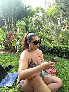 Snapshot of BubblesLovexox chatting on 03/30/26, 01:45 BubblesLovexox online show from 03/30/26, 01:45