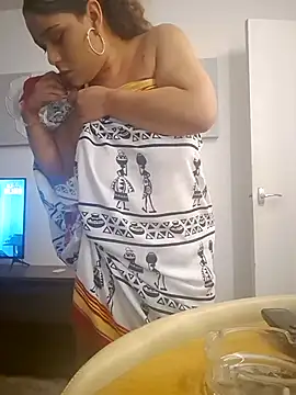 BubblesLovexox online show from 11/01/25, 08:25