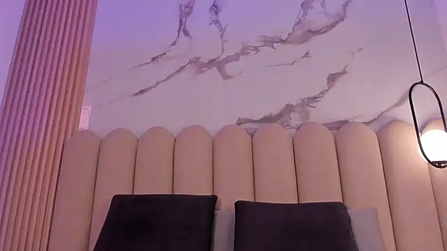 Vittoria  rossi online show from 12/21/25, 02:08