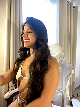 Amel Rose online show from 12/15/25, 12:33