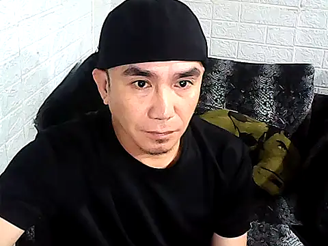 yourasiandesire69 online show from 12/14/25, 01:01