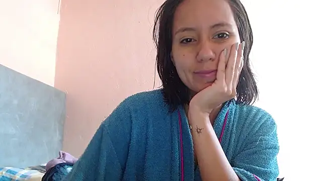 LunaaMorena online show from 04/10/26, 02:13