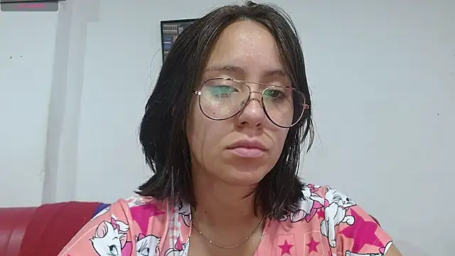 Snapshot of LunaaMorena chatting on 05/08/26, 01:59 LunaaMorena online show from 05/08/26, 01:59
