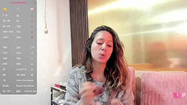 LunaaMorena online show from 11/25/25, 01:22