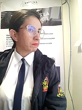 Valentina--1 online show from 02/12/26, 12:05