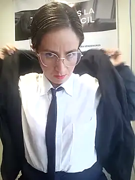 Valentina--1 online show from 02/20/26, 11:56