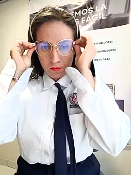 Valentina--1 online show from 02/17/26, 12:02