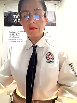Valentina--1 online show from 04/23/26, 10:44