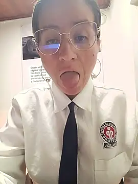 Valentina--1 online show from 07/15/26, 10:33