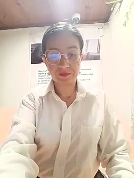 Valentina--1 online show from 06/29/26, 10:11