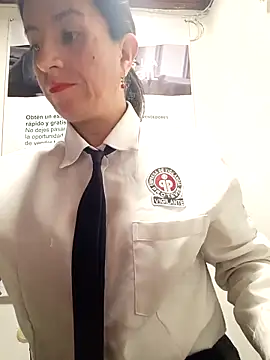 Valentina--1 online show from 04/21/26, 10:11